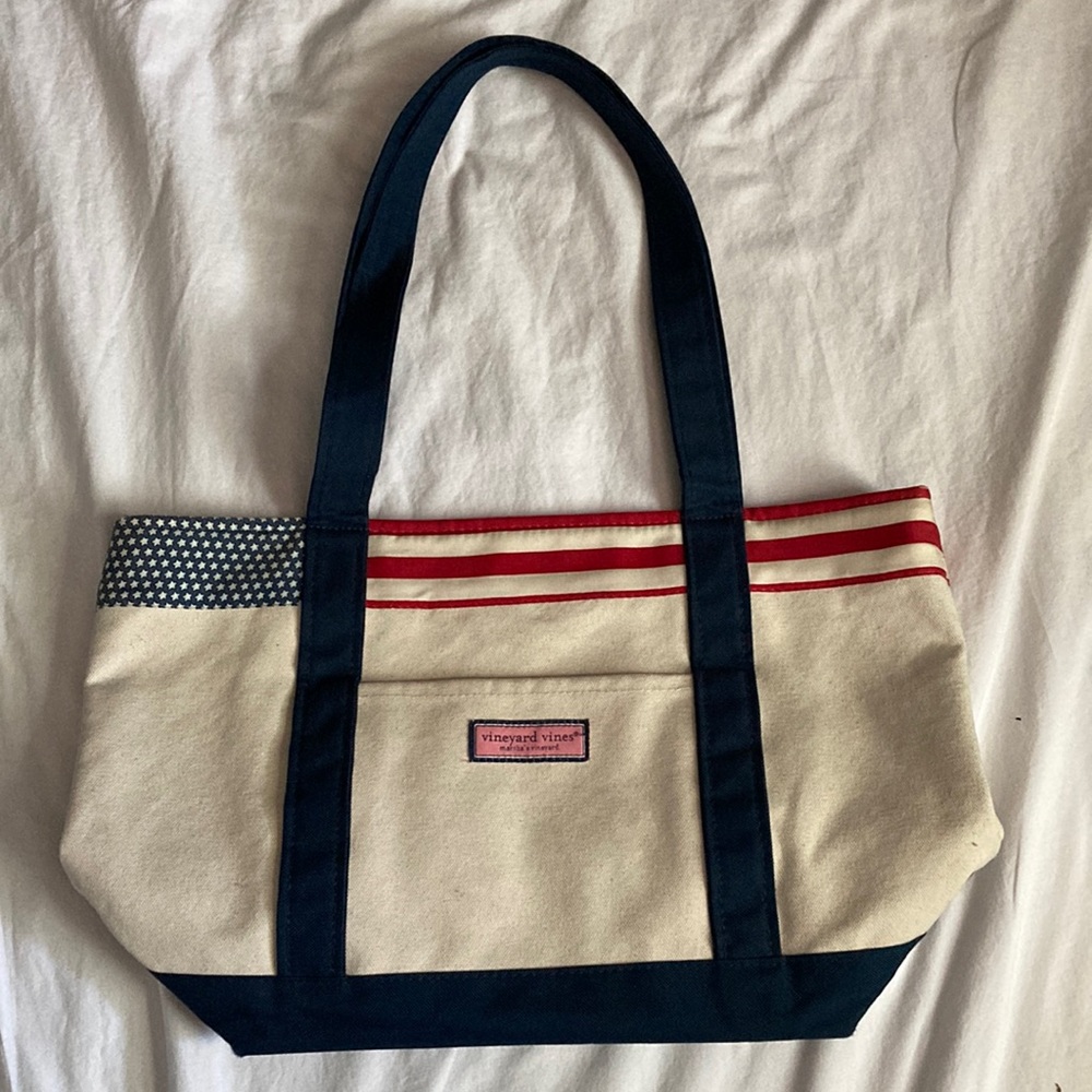 Vineyard Vines American flag tote